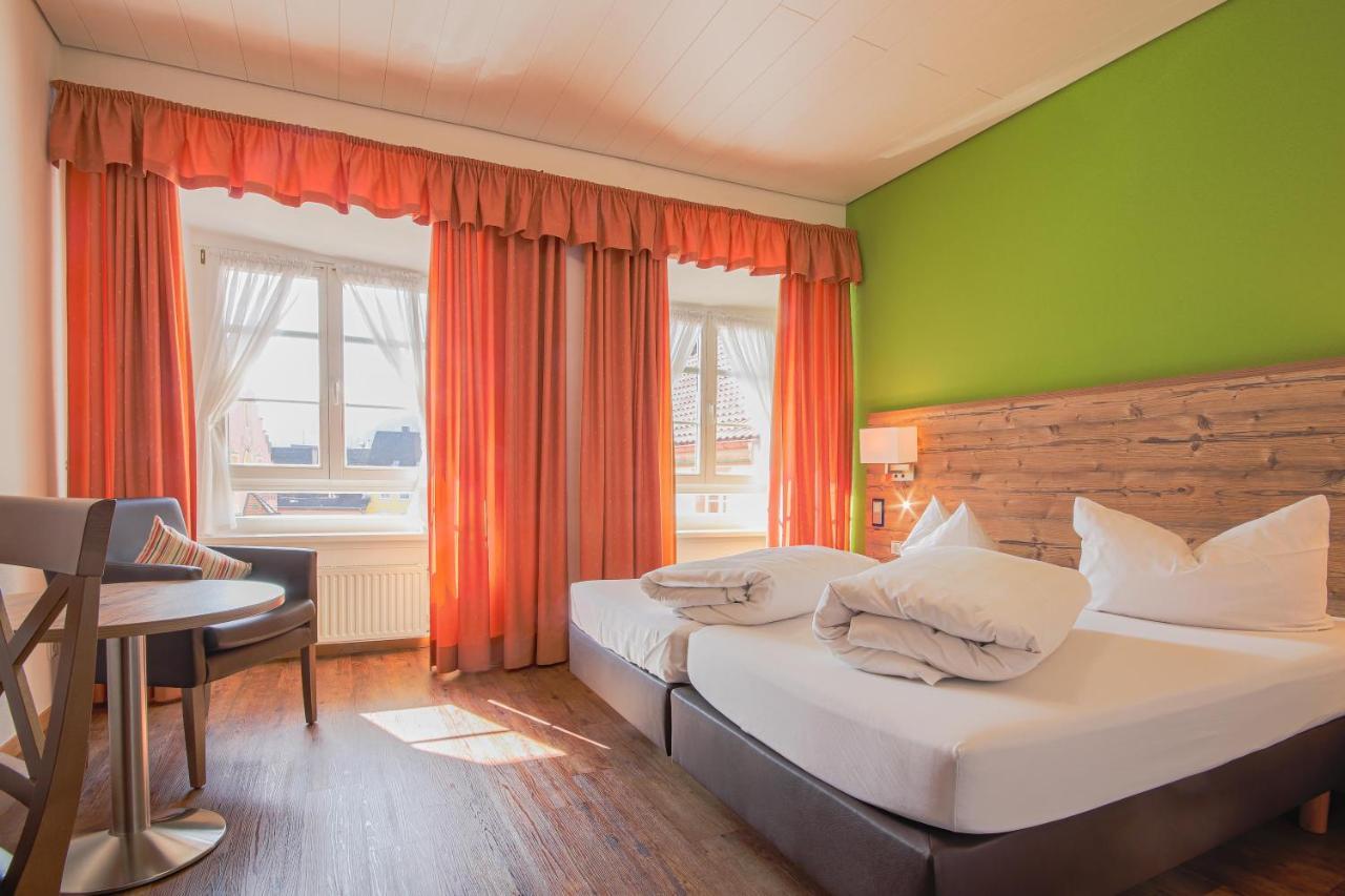 Landgasthof Hotel Rebstock Stuhlingen Dış mekan fotoğraf